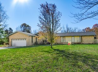 127 Twenty Grand Rd SW, Pataskala, OH 43062