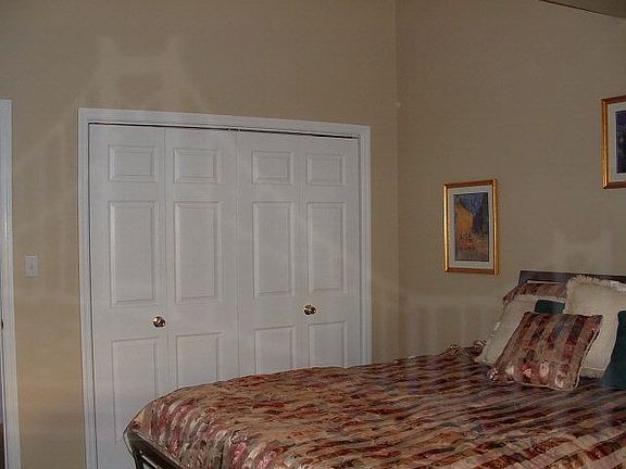 5th image of 1442-1444 Outlook Ave #3