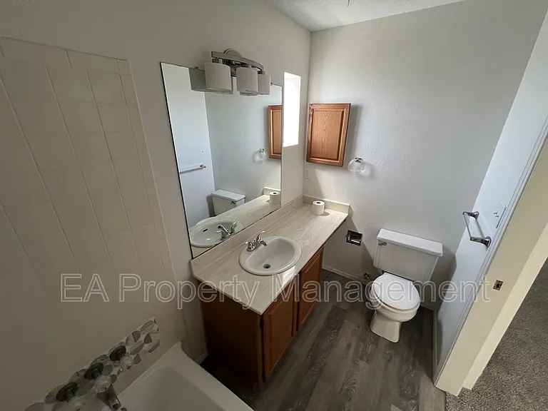 7259 Pajarito Rd NE — Photo 13