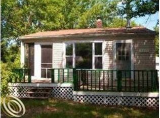 15349 Oldham St, Taylor, MI