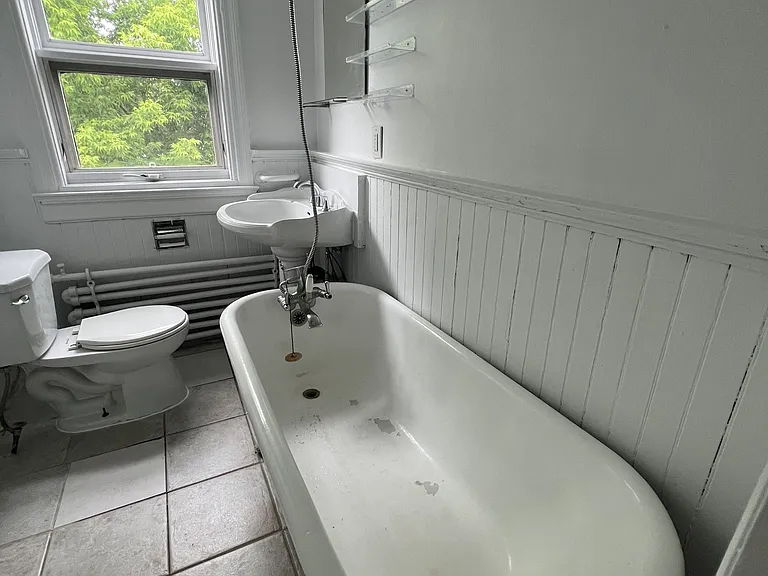 301 Wilbrod St #7 — Photo 22