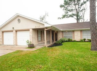 3109 Stratford St, Pearland, TX 77581