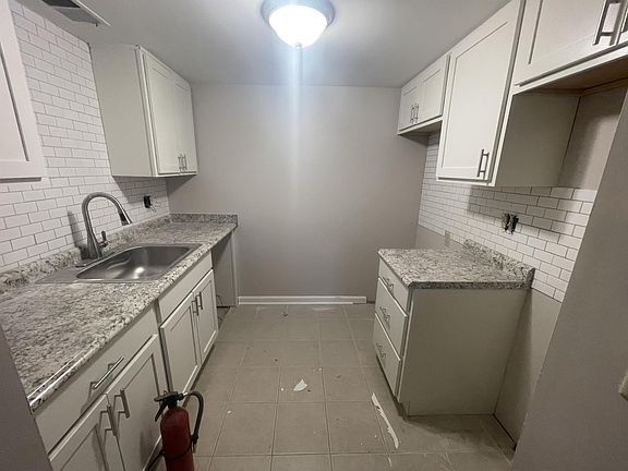 2nd image of 2 Columbia Ave #2