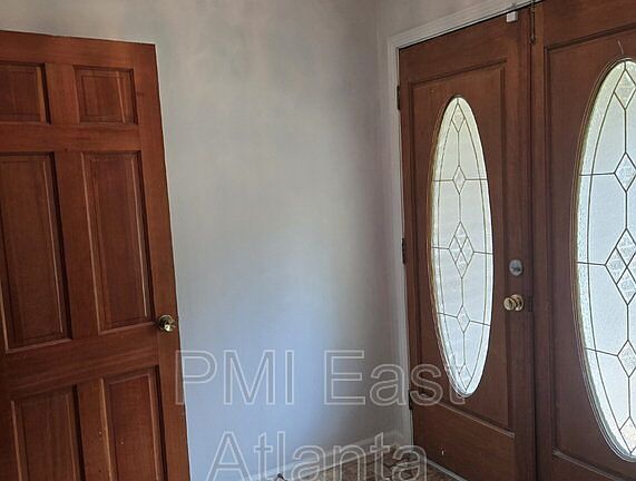2nd image of 3622 Kings Park Way