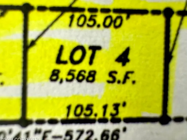 4 Eagle Dr, Hoonah, AK 99829