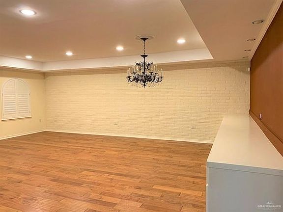 5th image of 424 Vermont Ave