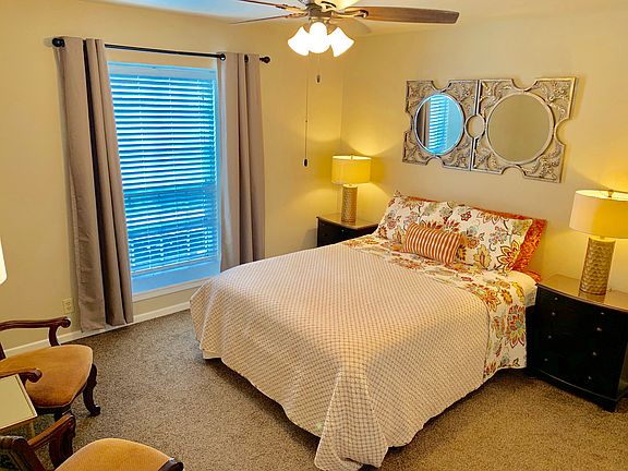 3rd image of 8401 N New Braunfels Ave APT 309