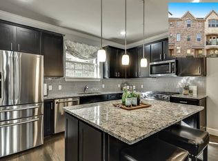 15853 Spectrum Dr, Addison, TX 75001