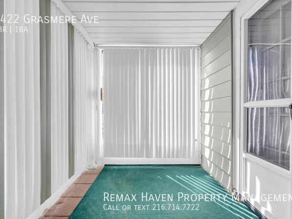 5422 Grasmere Ave, Maple Heights, OH 44137