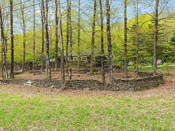 5th image of 1593 North Road