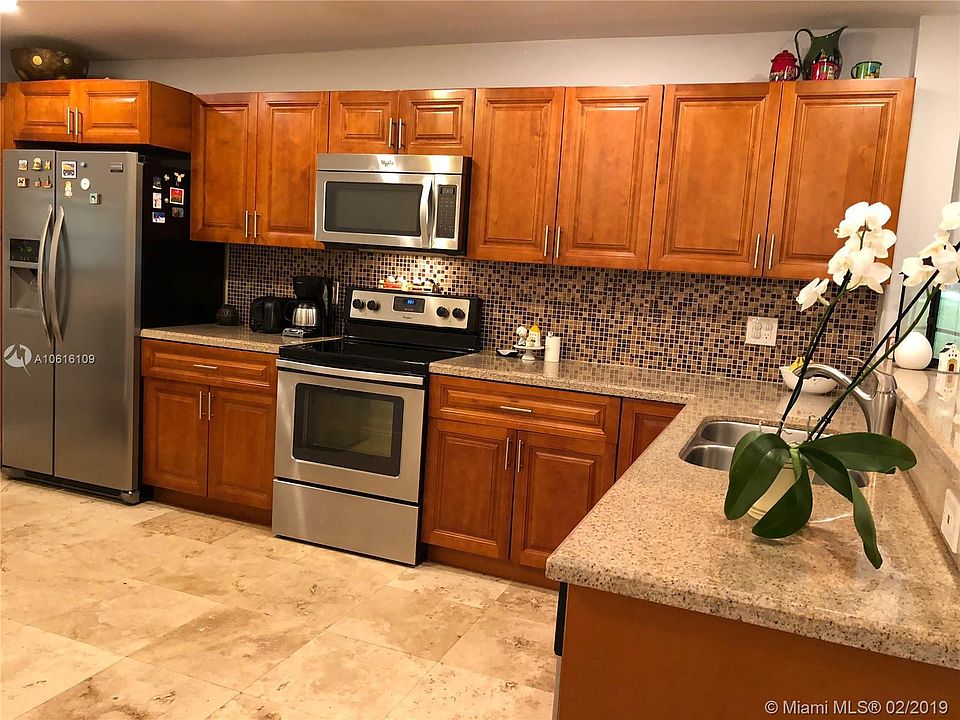 1st image of 3869 Estepona Ave
