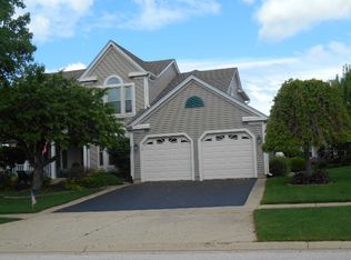 1820 Baltimore Dr, Elk Grove Village, IL 60007