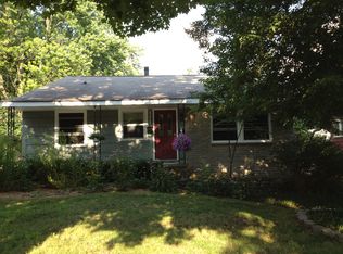 810 Sunrise Ct, Ann Arbor, MI