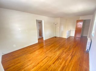 228-04 67th Ave #2B, Oakland Gardens, NY 11364
