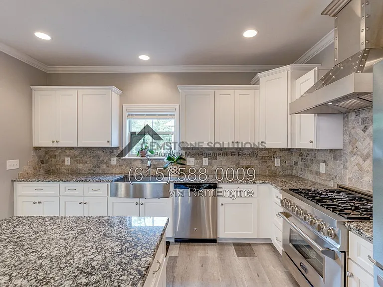 9055 Wheeler Dr — Photo 14