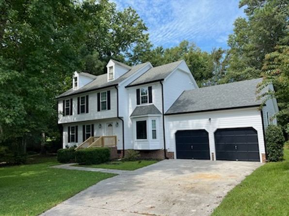 211 Westchester Dr