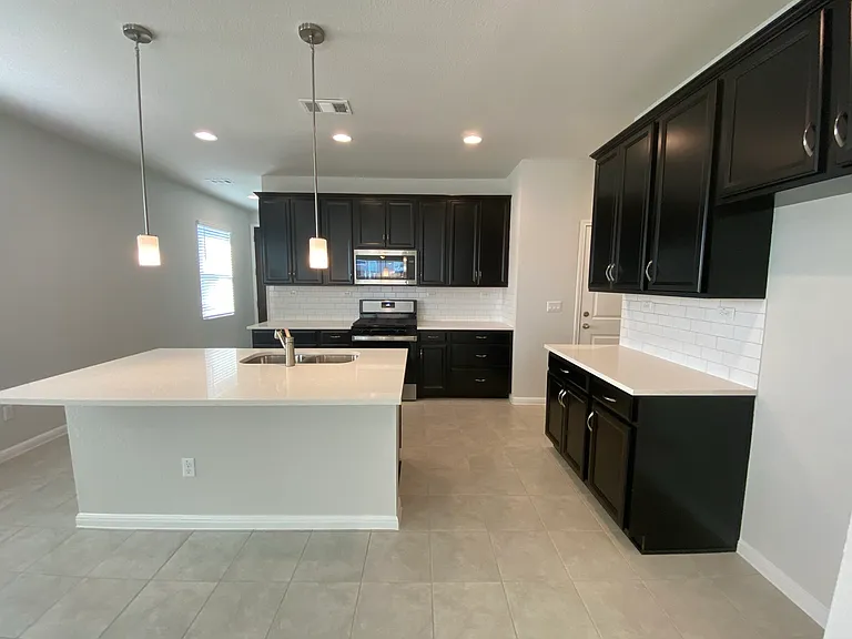 384 Gaida Loop — Photo 4