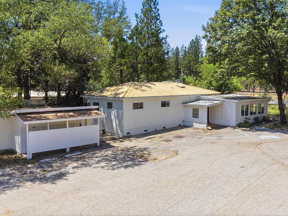1st image of 16920 Willow Glen Rd