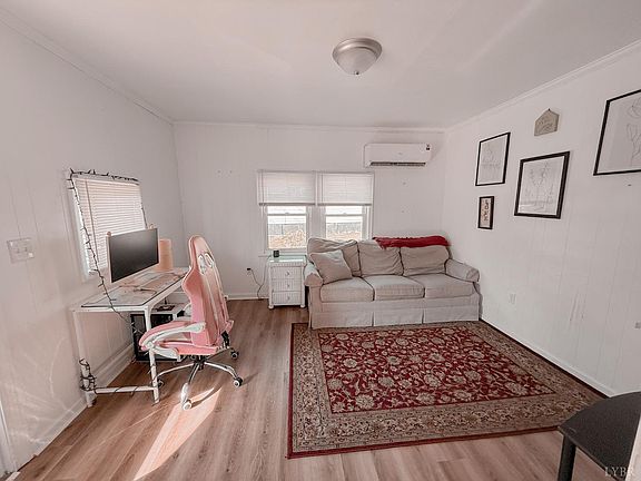 3rd image of 1026 7th St