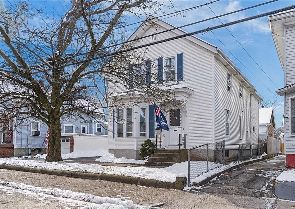 1st image of 163 West Ave
