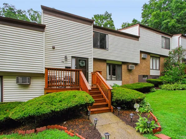 3 Hook Road #74, Poughkeepsie, NY 12601