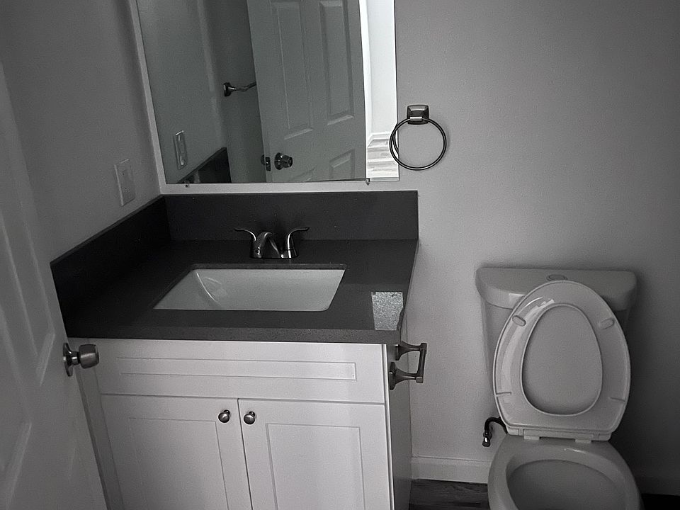 1st image of 1211 E 71st St #B