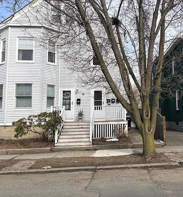 Building Photo - 16 Gardner St #3