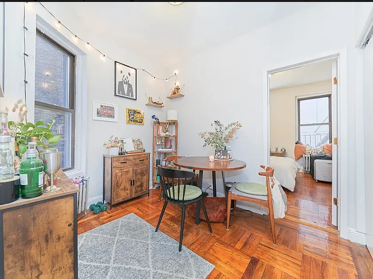 796 9th Ave #15 — Photo 9