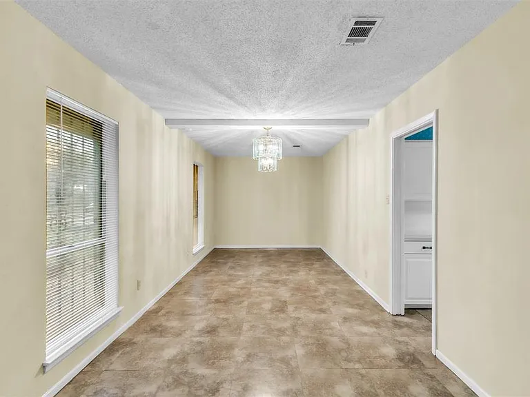 4908 Inverness Ave — Photo 8