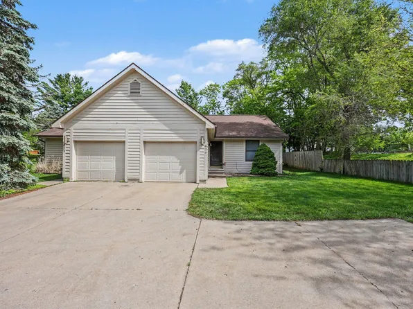 674 South St, Grass Lake, MI 49240