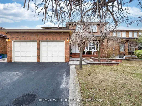81 Vera St, Vaughan, ON L4L 5S4