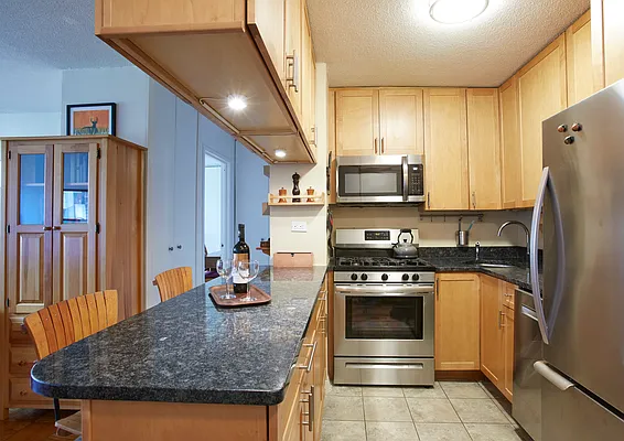Rented by Brown Harris Stevens | media 14