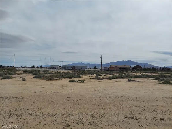 4311 W Grubstake Ln, Pahrump, NV 89060