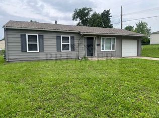 18505 E Susquehanna Rdg, Independence, MO 64056