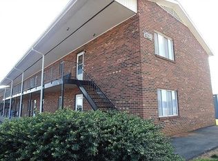 Country Squire Apartments - Saf, King, NC 27021