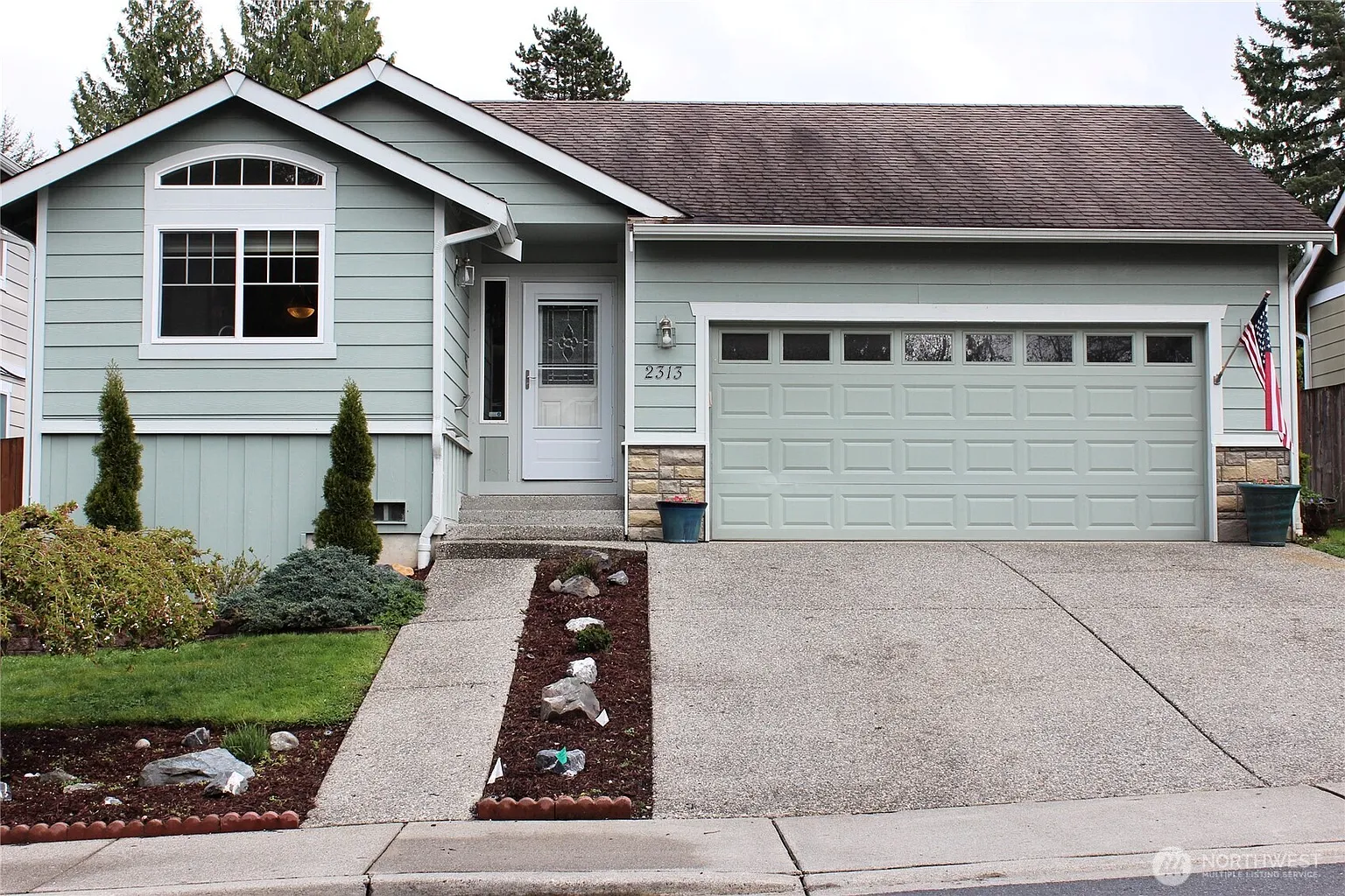 2313 Baird Avenue photo 1
