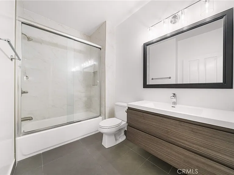 268 Lockford — Photo 15