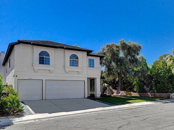 2nd image of 9405 Crown Vista Ln