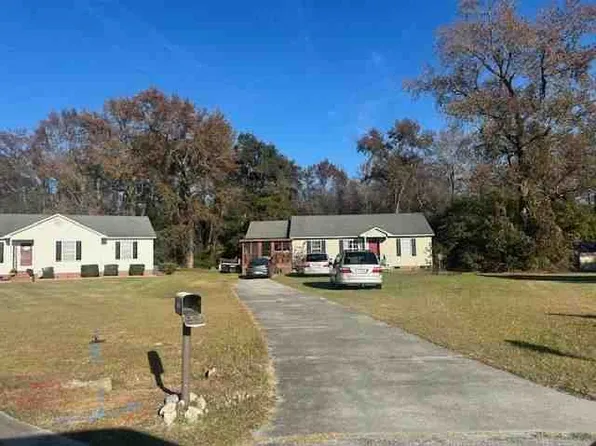 3151 Ricky Ct, La Grange, NC 28551