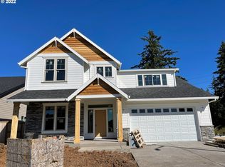 19668 Orchard Grove Dr, Oregon City, OR 97045