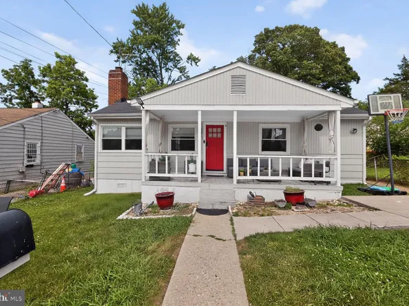 401 70th St, Capitol Heights, MD 20743