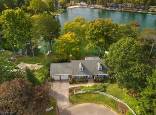 1 Powder Horn Grn, Sparta, NJ 07871