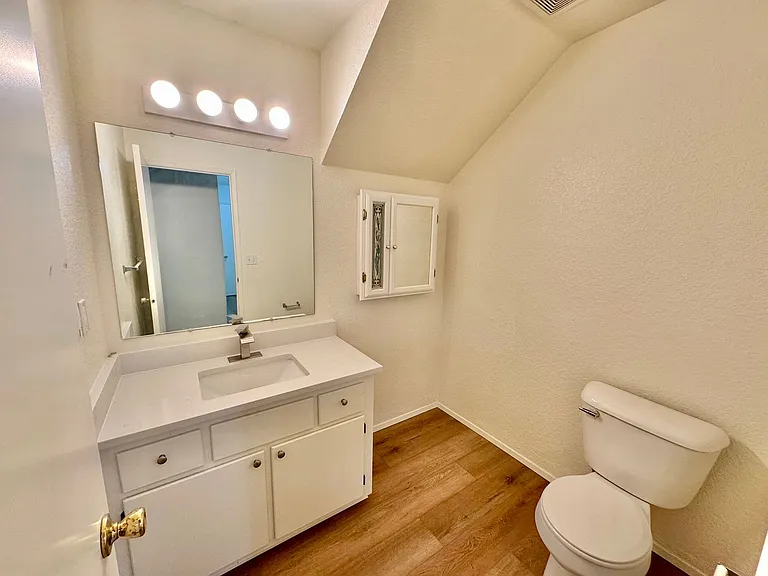 4701 NE 77th Ave #D-16 — Photo 20