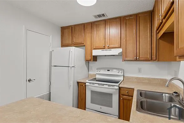 6346 W Fairfield Dr #A — Photo 14