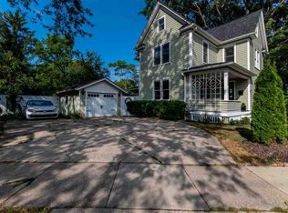 1232 Muscatine Ave, Iowa City, IA 52240