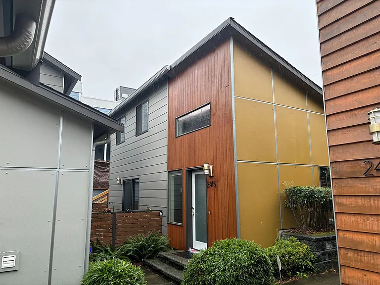 2415 S Norman St — Photo 1