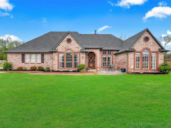 437 Deer Creek Ln, Skiatook, OK 74070