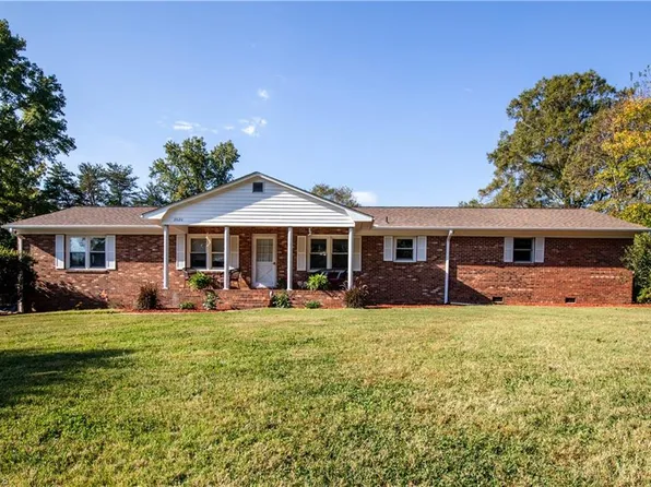 2620 Willard Rd, Winston Salem, NC 27107