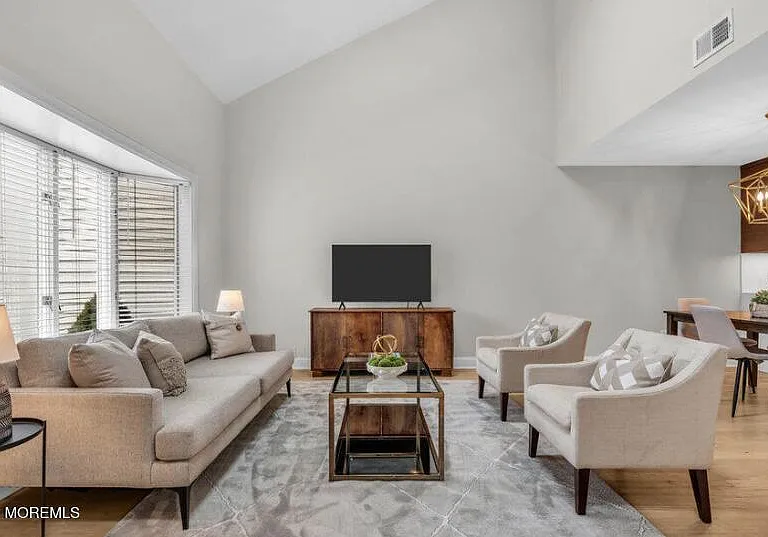 8 Eunice Ln — Photo 7