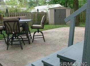 146 Columbia Ave, Edwardsville, IL 62025